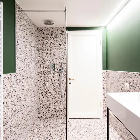 Gorgeous San Polo Apartment Venice