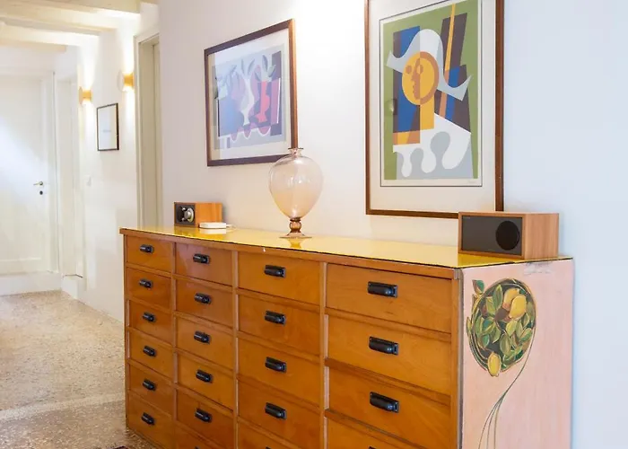 Apartment Gorgeous In The Heart Of *