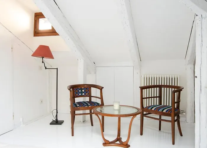 Apartment Gorgeous In The Heart Of